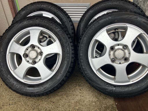 ⓵軽スタッドレスタイヤ　155/65R13