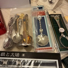 ⑦プチ蚤の市風　お宝バラ売り一つ100円から1500円までの画像