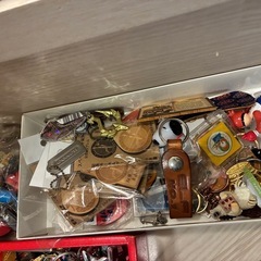 ⑦プチ蚤の市風　お宝バラ売り一つ100円から1500円までの画像