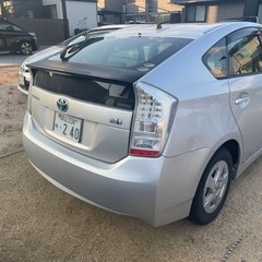 トヨタ30プリウス S LED エディション!の画像