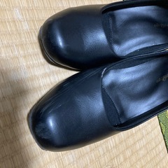 大きめの靴　ローファー　27.5の画像
