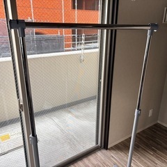 ハンガーラックの画像