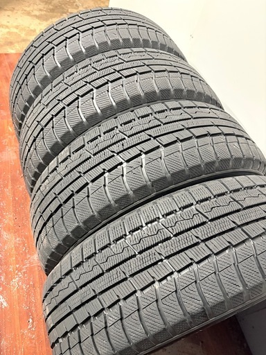215/60/17冬トーヨー