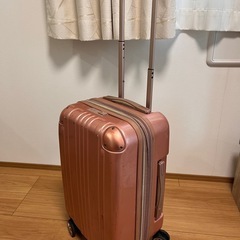 スーツケースの画像