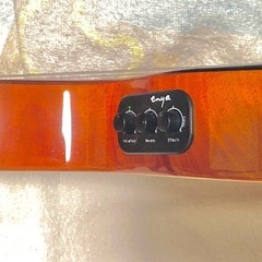 Enya EUT-Featherエレアコ ウクレレ(テナー)本体+専用ケースの画像