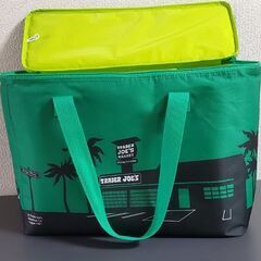 【日本未発売】トレーダージョーズ 保冷バッグ（限定オリーブ）①の画像