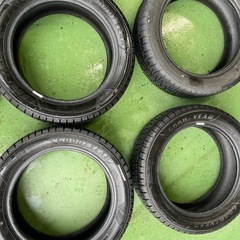 本日特価　2021年 製品　バリ溝　グッドイヤーICE NAVI8 冬 175/55R15 7QQ【4本set】スマート トール タンク ルーミーの画像