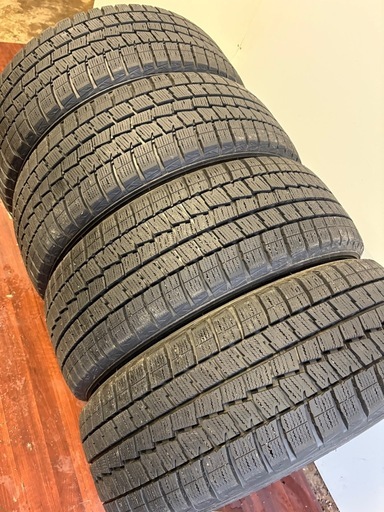 225/50/18冬ダンロップ