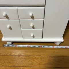 キャスタ付ドレッサーの画像