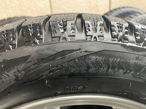 ⓶軽スタッドレスタイヤ　155/65R13