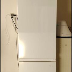 Hisense製/2022年式/175L/冷蔵冷凍庫/HR-D1701Wの画像