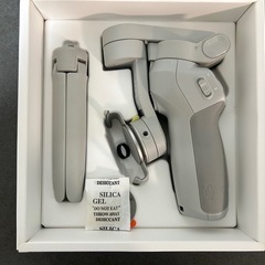 DJI OM 4 スマートフォンスタビライザーの画像