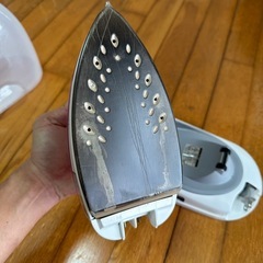 現状渡し　TOSHIBA  アイロンの画像