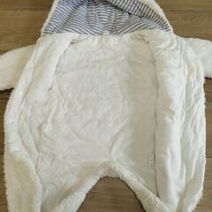 【ほぼ未使用】iCasso] ふわふわ ベビー服 カバーオール 赤ちゃん着ぐるみ 足つき暖かいコート 秋冬 防寒の画像