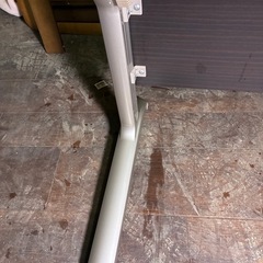 格安！早い者勝ち！まだまだ使えます！配送可！江南市！折りたたみ前垂れ付き会議用テーブル　スタックテーブルの画像