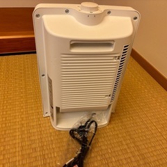 山善　セラミックファンヒーターの画像