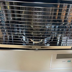 12/23までの出品　1年落ちモデル　動作OKCORONA/コロナ 密閉式FF石油ストーブ FF-6823PR 2024年製の画像