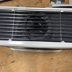 12/23までの出品　1年落ちモデル　動作OKCORONA/コロナ 密閉式FF石油ストーブ FF-6823PR 2024年製の画像