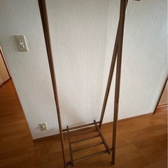 ハンガーラックの画像