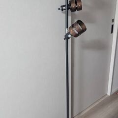 【定価の半額以下】ニトリフロアランプの画像