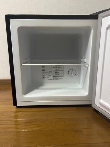 新品冷凍庫です