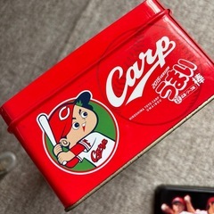 カープ　空き箱　缶の画像