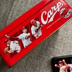 カープ　空き箱　缶の画像