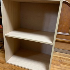 3段カラーボックスの画像