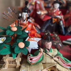 ガラスケース入り雛人形　5段　オルゴール付きの画像