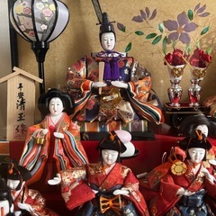 ガラスケース入り雛人形　5段　オルゴール付きの画像