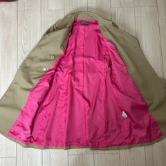 レディース　ベージュトレンチコートの画像