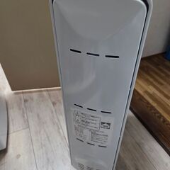 【取引済】デロンギオイルヒーターの画像