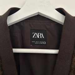 ZARA ザラ フェイクファー　カーディガンの画像