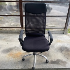 オフィスチェアの画像