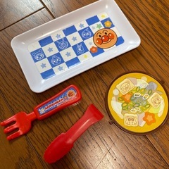 おままごとセット（アンパンマン、メルちゃん、木製）の画像