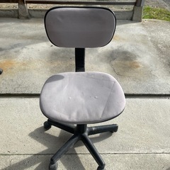 オフィスチェア、デスクチェア、椅子の画像