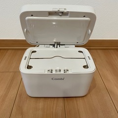 combi お尻拭きウォーマー
の画像