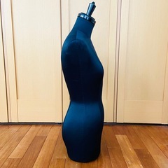 中古✨トルソー✨上部分✨使用感あり✨マネキン✨約9号✨の画像