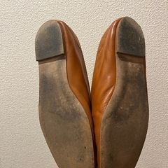 【アダムエロペ】23.5cm　ブラウンレザー スクエアトゥフラットシューズの画像