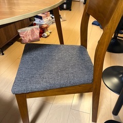 テーブル&チェア2脚の画像