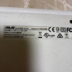 asusノートパソコンの画像