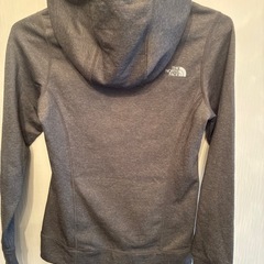 ノースフェイス　レディースパーカー　サイズM 中古の画像