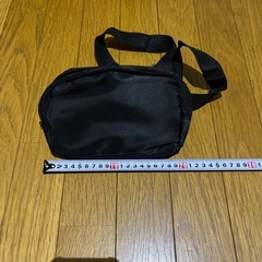 メンズポーチバッグの画像