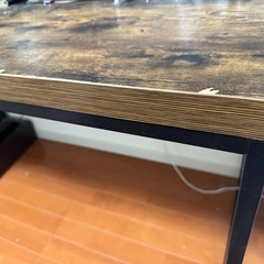 ニトリデスクの画像