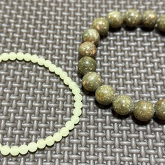 選べるクリスマスプレゼント☆ゴムブレスレット☆天然石や蓄光ビーズなどの画像