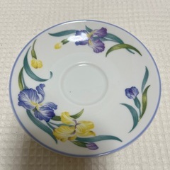 ロイヤルドルトン　カップ&ソーサー　訳あり品の画像