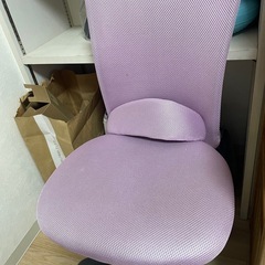 ニトリの椅子の画像
