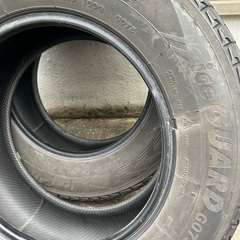 215/70R16 100Q  アイスガード　スタッドレスタイヤの画像