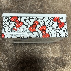 キティ空き缶の画像