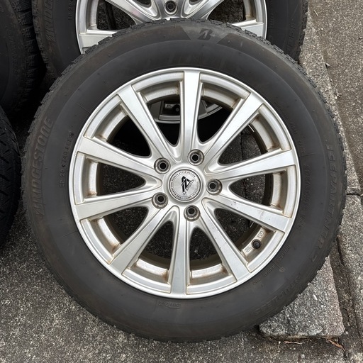 スタッドレスタイヤ、ホイールセット205/60/R16